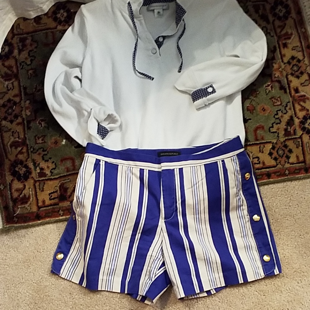 Banana Republic Cute Blue striped Shorts
